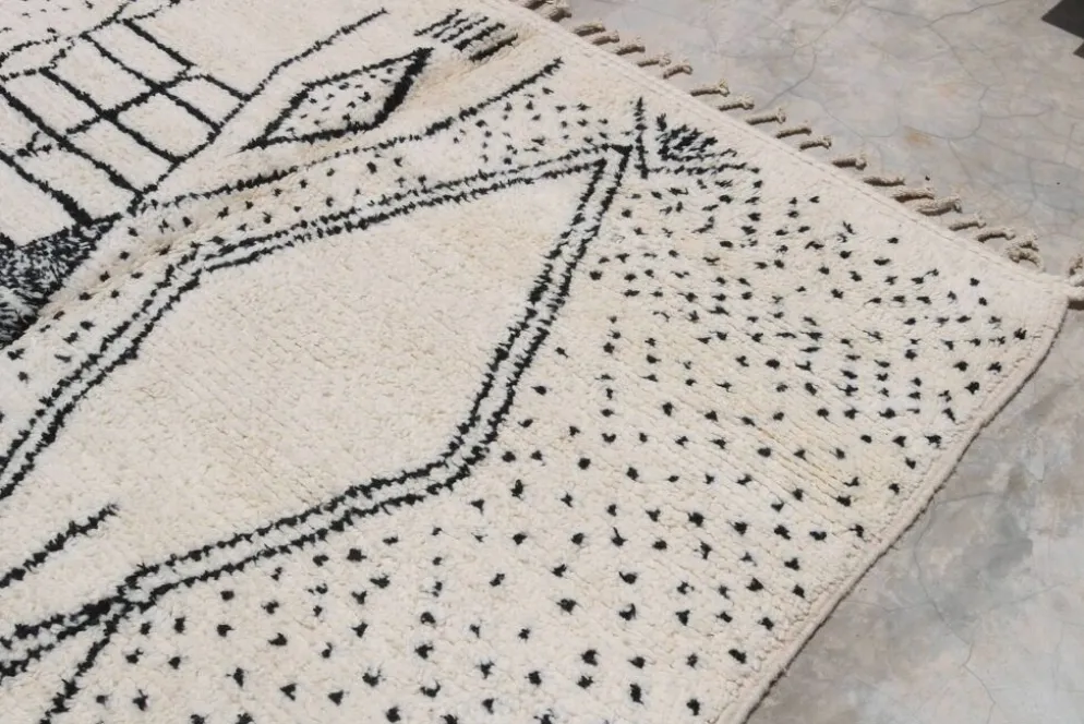 Grand tapis Beni Ouarain, 292 x 212 cm - G1024