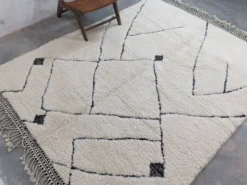 Grand tapis Beni Ouarain, 285 x 220 cm || 9,35 x 7,22 pieds, G-293