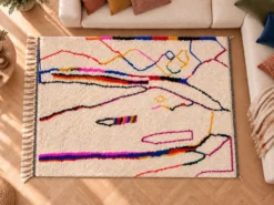 Grand tapis berbère écru aux motifs colorés – 290 × 200 cm