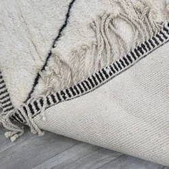 Grand tapis bérbere en laine pure traditionnelle artisanale taille 3/4 m