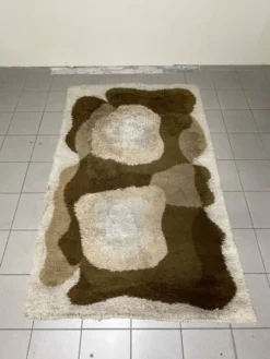 Grand tapis en laine à poils longs, produit par Desso, années 1970.