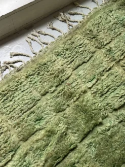 grand tapis mrirt berbere ancien vert / beige, 2m90 x 1m95