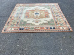 Grand tapis oriental en laine à motifs géométriques terracotta 200x300cm