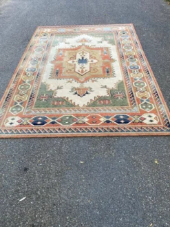 Grand tapis oriental en laine à motifs géométriques terracotta 200x300cm