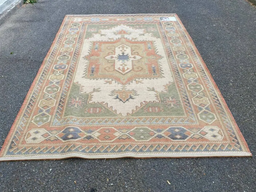 Grand tapis oriental en laine à motifs géométriques terracotta 200x300cm