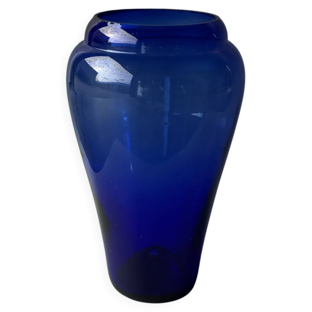Grand vase en verre bleu cobalt