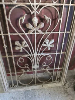 Grille en fonte art nouveau années 1900