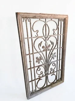 Grille en fonte art nouveau années 1900