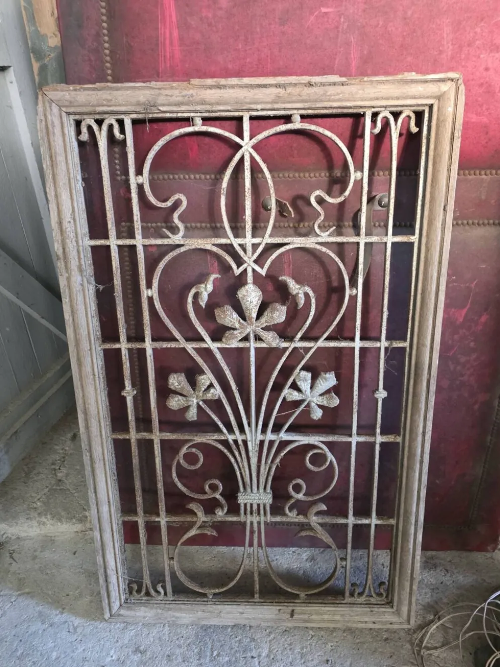 Grille en fonte art nouveau années 1900
