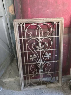 Grille en fonte art nouveau années 1900
