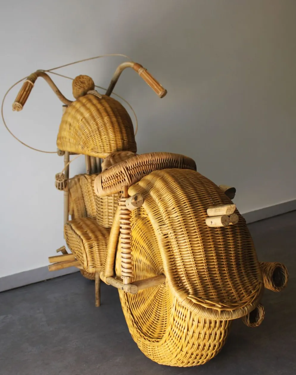 Harley Davidson en rotin, Tom Dixon, 90