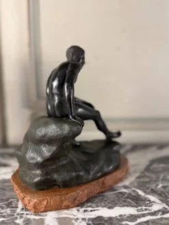 Hermès au repos, bronze Grand Tour, patine noir et verte, XIXème siècle