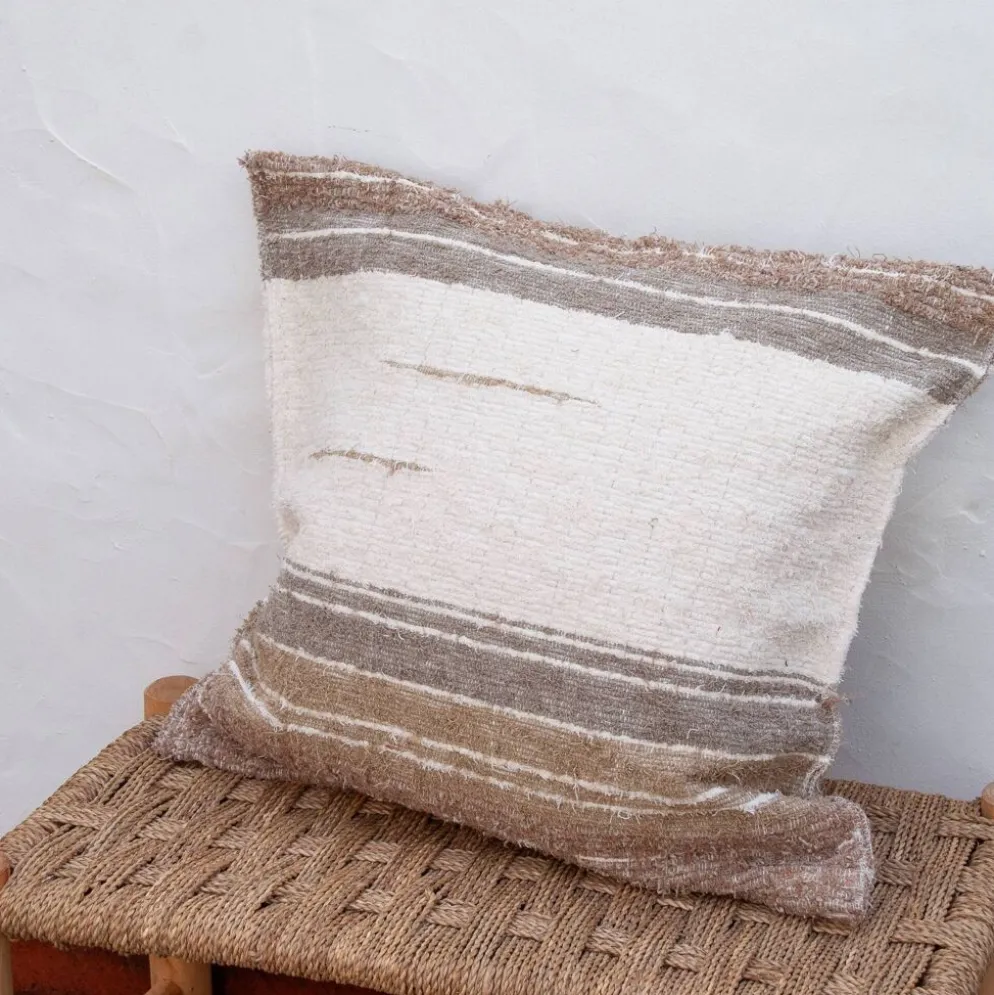 Housse de cousin beige - artisanale tissé main en coton recyclé