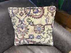 Housse de coussin artisanale bohème