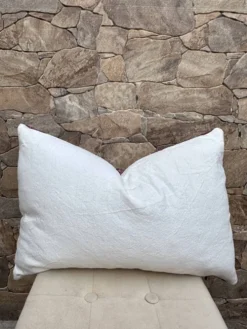 Housse de coussin artisanale en laine berbère : Coussin Kilim marocain