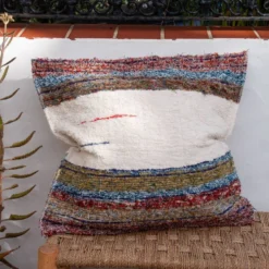 Housse de coussin artisanale en coton recyclé tissé main