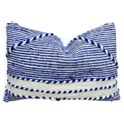 Housse de coussin artisanale en laine berbère : Coussin Kilim marocain