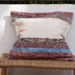 Housse de coussin artisanale en coton recyclé tissé main