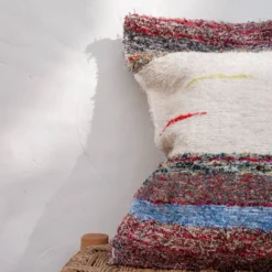 Housse de coussin artisanale en coton recyclé tissé main