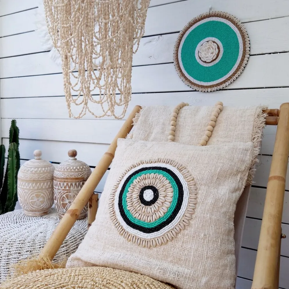 Housse de coussin Aussa avec deco en coquillages