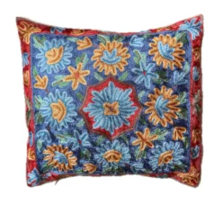 Housse de coussin brodée main en soie du Cachemire, motif floral 40x40 cm