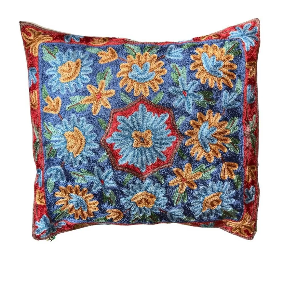 Housse de coussin brodée main en soie du Cachemire, motif floral 40x40 cm