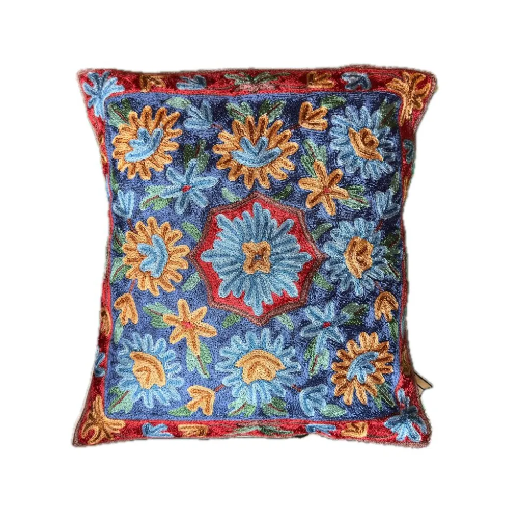 Housse de coussin brodée main en soie du Cachemire, motif floral 40x40 cm