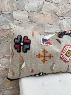 Housse de coussin faite main | Coussin Kilim bohème | Décoration berbère ma