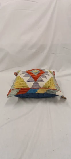 Housse de coussin géométrique traditionnelle, coussin kilim afghan vintage, décoration intérieure.