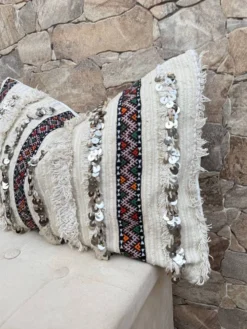 Housse de coussin Handira marocaine : Coussin berbère à sequins (60x40cm)