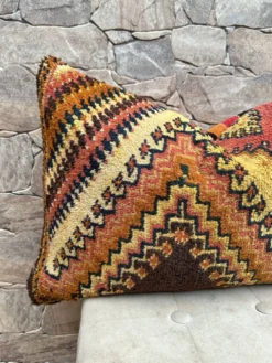 Housse de coussin Kilim berbère vintage : Coussin en laine marocaine