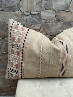 Housse de coussin Kilim berbère vintage : Coussin en laine marocaine