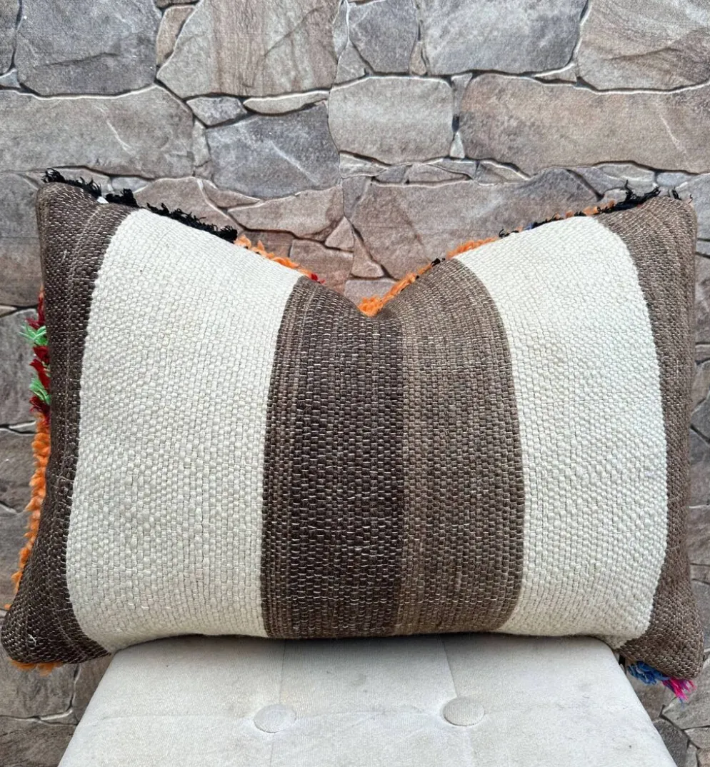 Housse de coussin Kilim berbère vintage : Coussin en laine marocaine