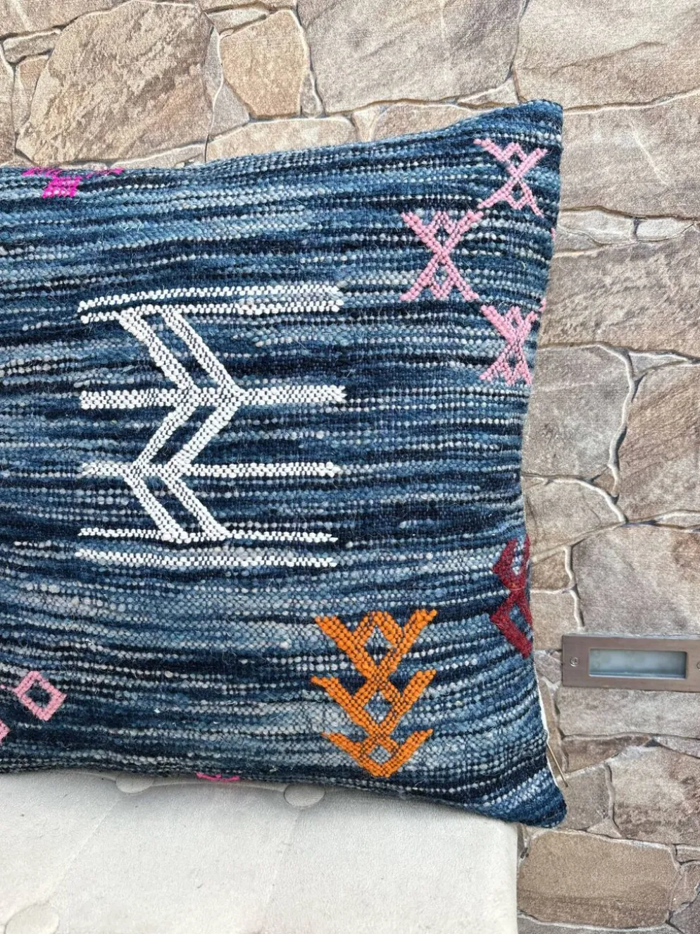 Housse de coussin Kilim marocaine : Coussin en laine fait main