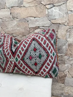 Housse de coussin vintage berbère marocaine en laine