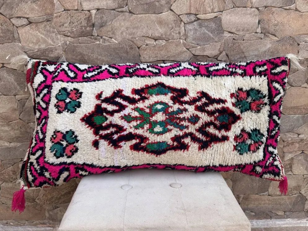 Housse de coussin vintage en laine berbère : Coussin tapis marocain 76x40cm