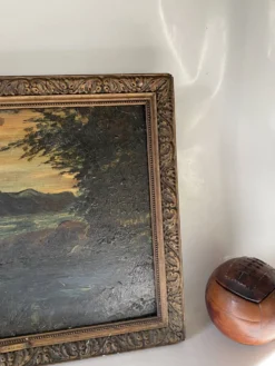 Huile sur bois, cadre mouluré
