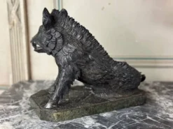 Il Porcelino d’après Pietro Tacca, sculpture en marbre vert serpentine, Italie XIXème siècle