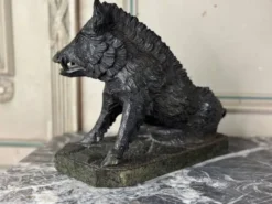 Il Porcelino d’après Pietro Tacca, sculpture en marbre vert serpentine, Italie XIXème siècle