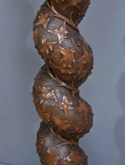 Importante Colonne Pivotante en Noyer massif – 1900