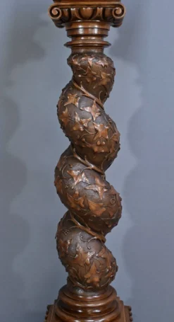 Importante Colonne Pivotante en Noyer massif – 1900