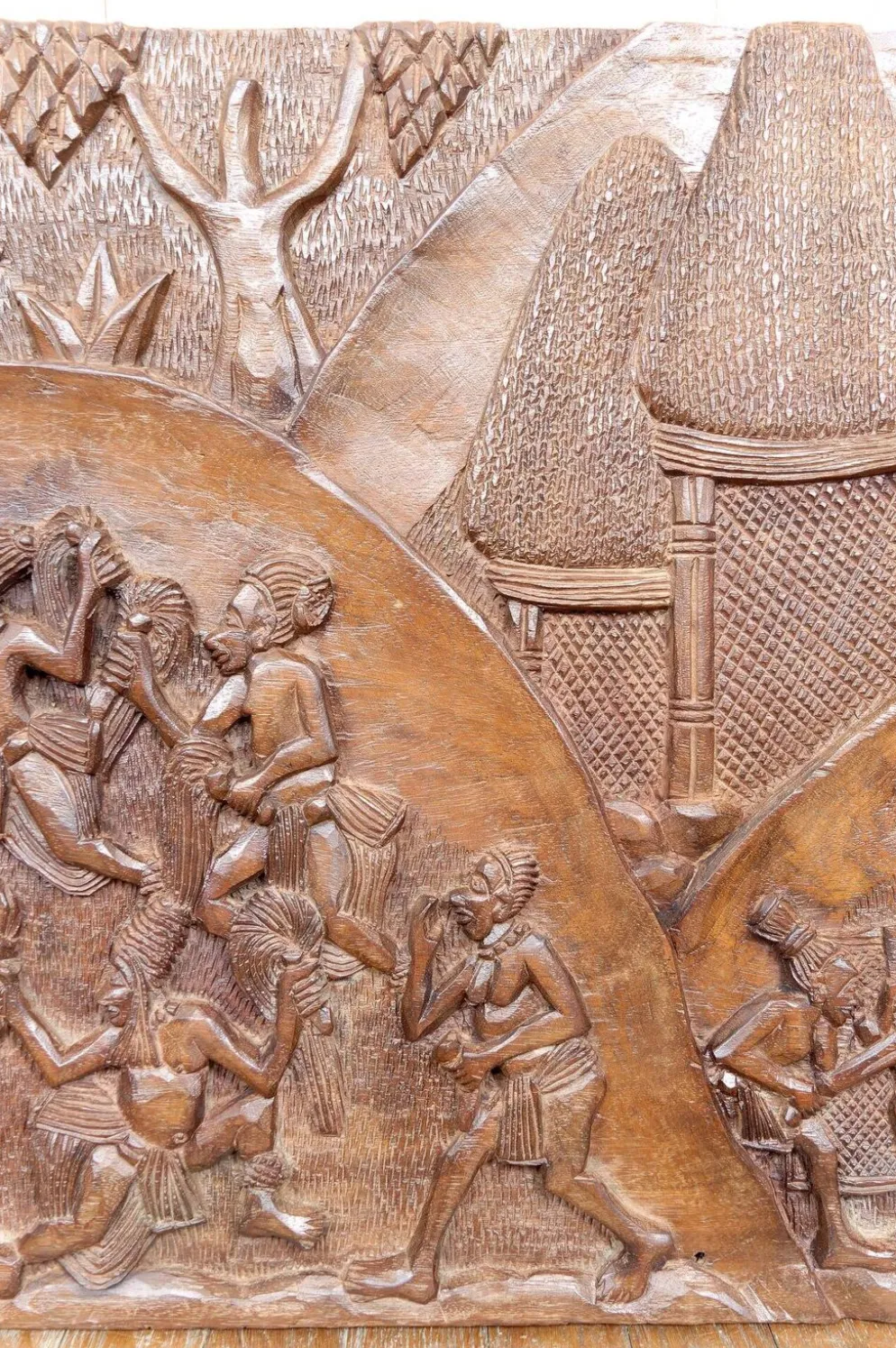 Important Panneau Monoxyle, Bas-Relief Bamoun, Cameroun, Circa 1960