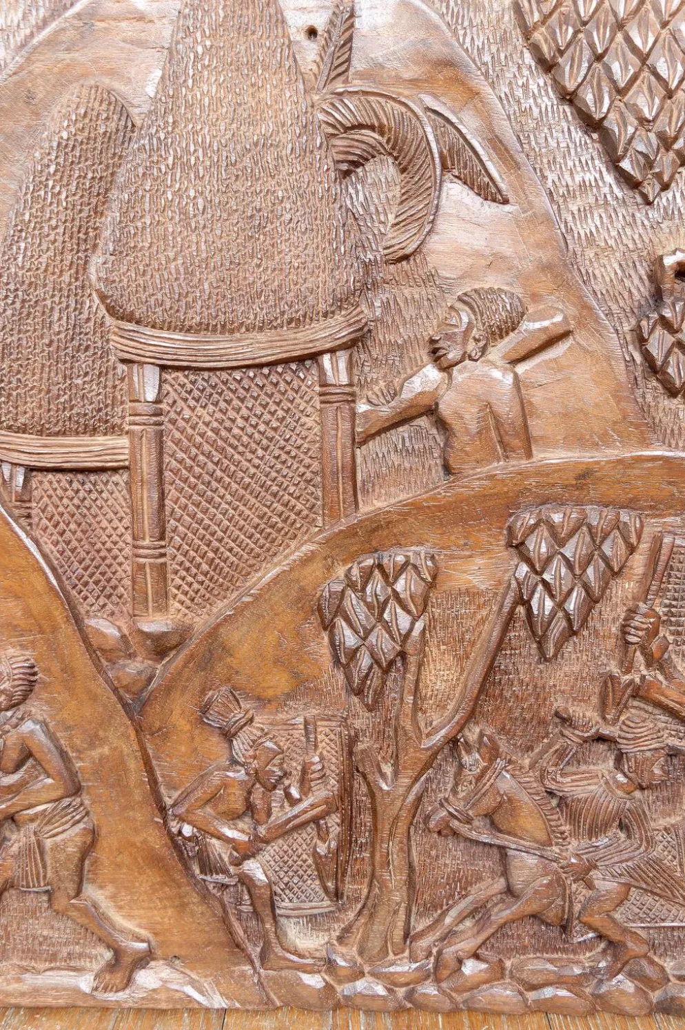 Important Panneau Monoxyle, Bas-Relief Bamoun, Cameroun, Circa 1960