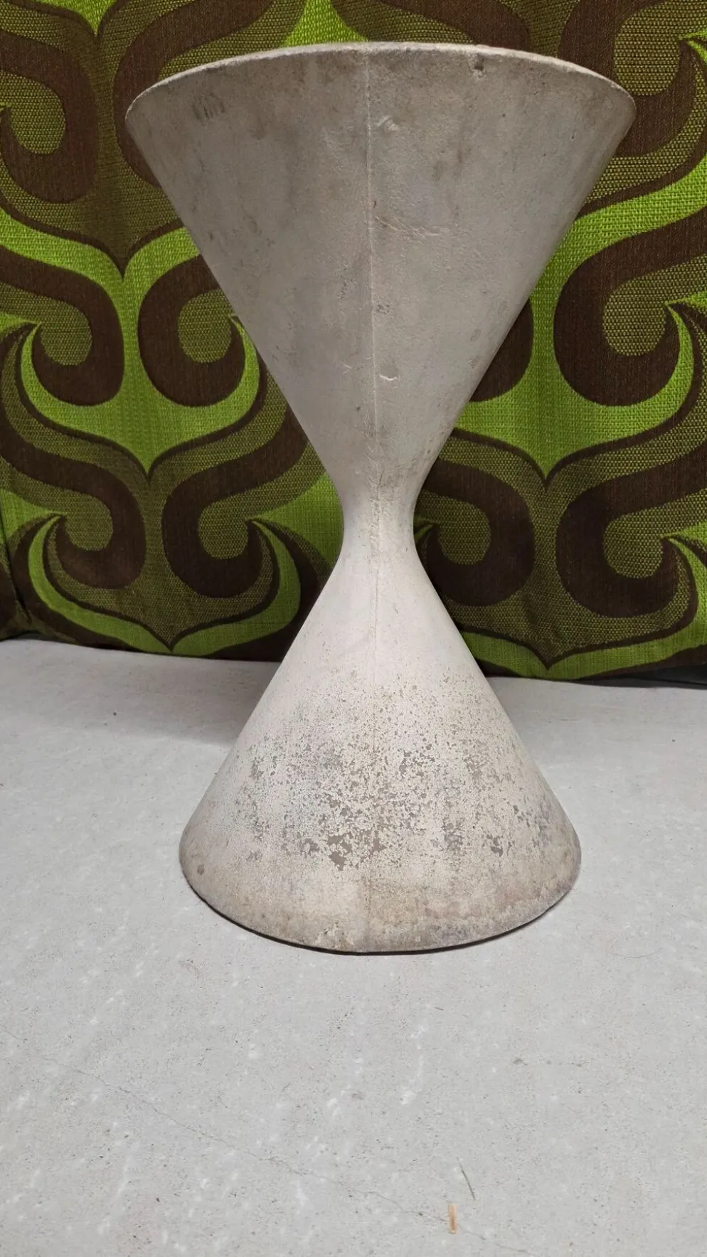 Jardinière « Diabolo » en fibrociment par Willy Guhl pour Eternit 1950
