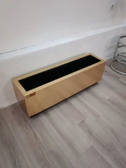 Jardinière en laiton par Hobby Flowers Barcelona 1990s