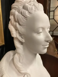 Jean-Baptiste Fournier, Buste de Marie-Antoinette d'après Augustin Pajou