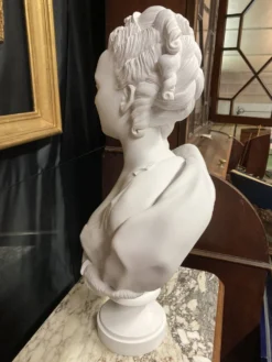 Jean-Baptiste Fournier, Buste de Marie-Antoinette d'après Augustin Pajou