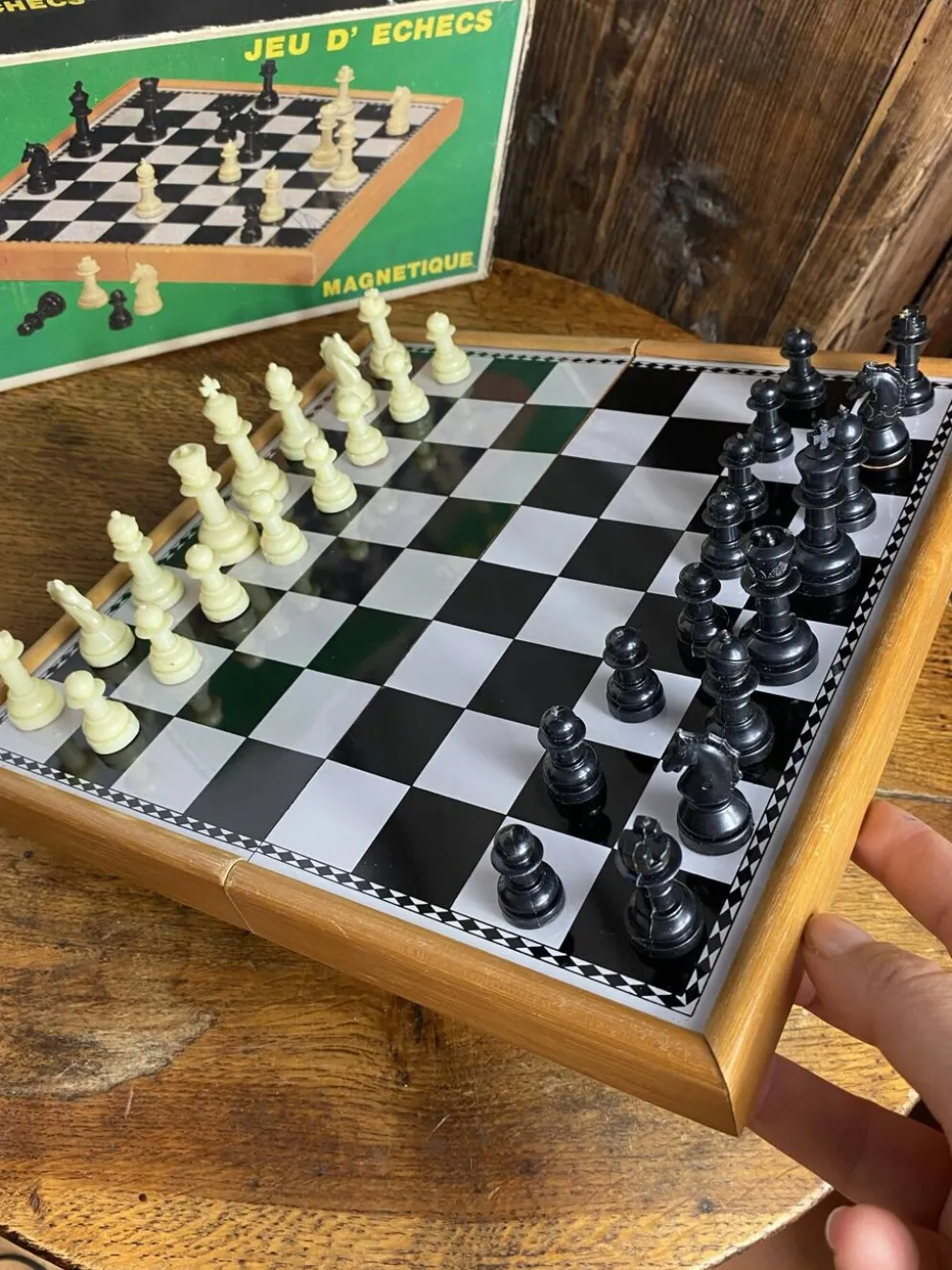 Jeu d’échec magnétique et pliable