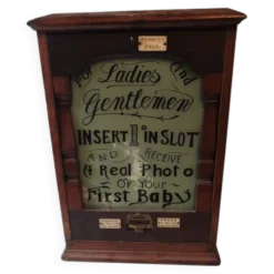 Jeu de bistrot anglais machine divinatoire