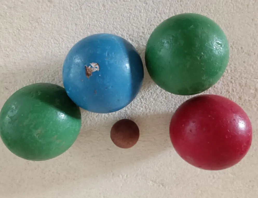 Jeu de boules en bois